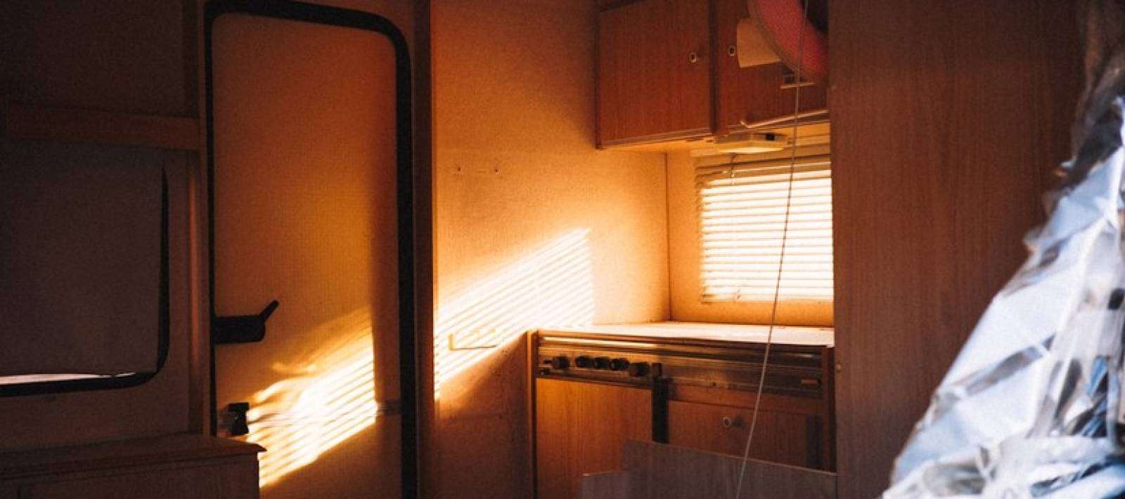 camper compatto van interno